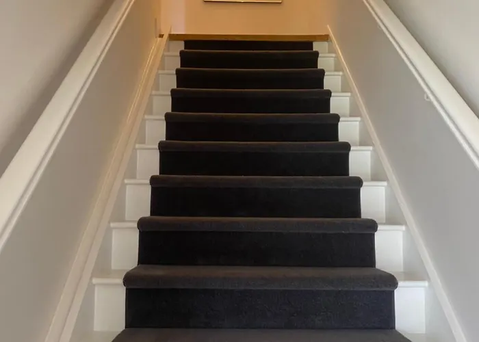 Cozy In Modern - Perfect Location * Dublin