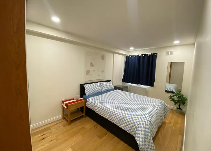 Cozy In Modern - Perfect Location Dublin